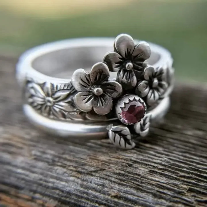 Sterling Silver Bohemian Vintage Love Flower Design Ring